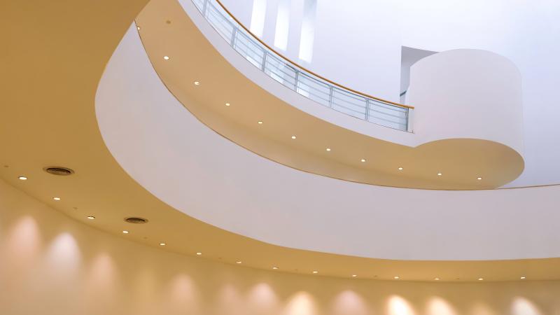 Спиральный атриум Bangkok Art and Culture Centre (BACC)