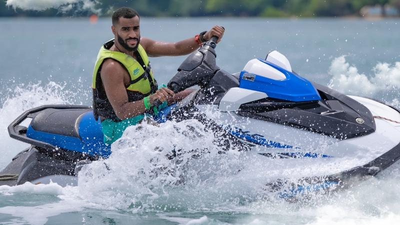 Гидроцикл Yamaha серии VX на 1100 cc — такая модель базовая в туре с пирса Ао По